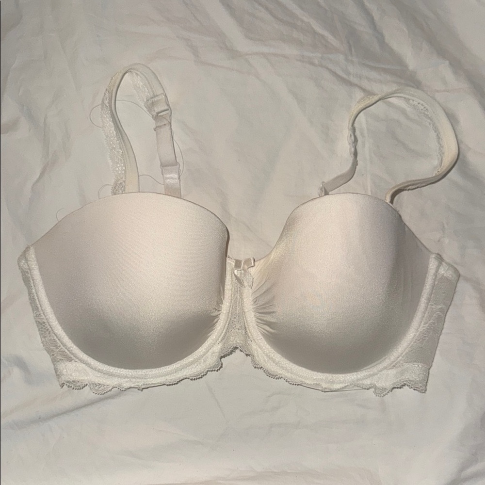 Isabel Marant pour H&M Cream Lace Bra